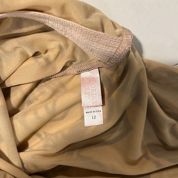 VICTORIA’S Secret Swimsuit, Size 12 - Picture 6 of 7